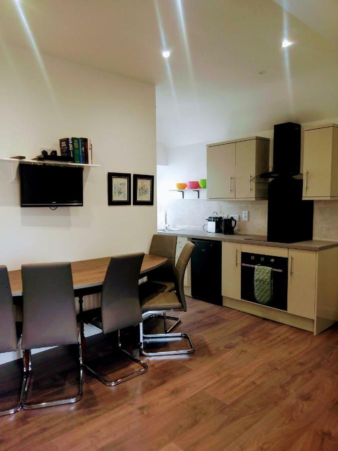 Apartmán The Hollies Adare Exteriér fotografie